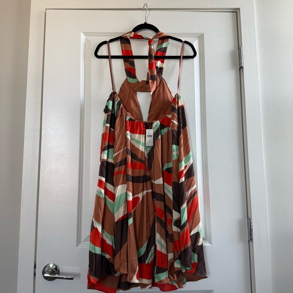 Hutch Halter Pleated Retro Swing Mini Dress - Picture 5 of 6